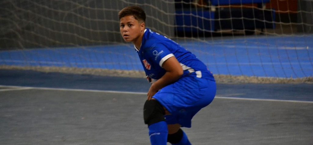 Stein Cascavel reforça elenco com a contratação da goleira Duda