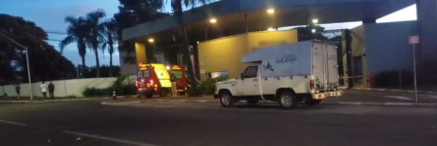 Mulher sofre fratura exposta após cair de escadaria no Parque Verde