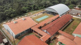 Estado investe R$ 1,3 bilhão em obras nas escolas e coloca ponto final nas salas de madeira