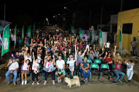 Cinema na Praça leva diversão para cinco cidades nesta semana; veja a programação