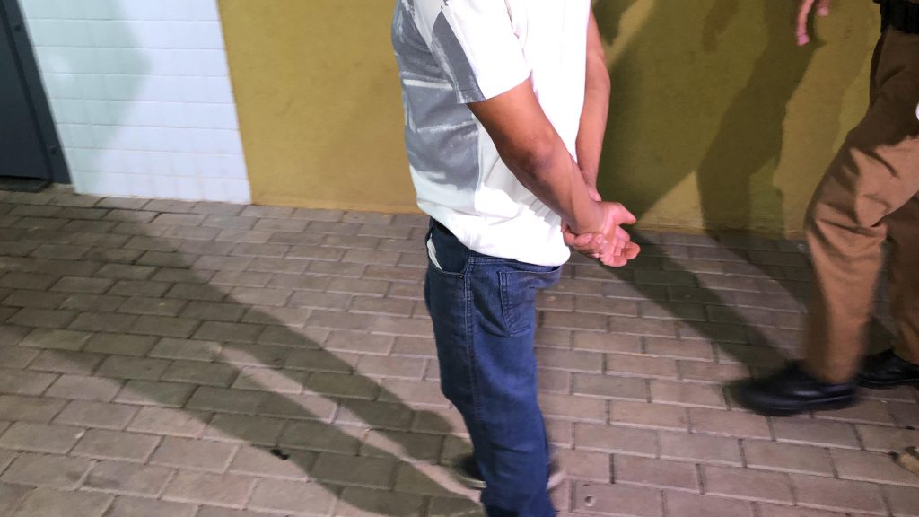 Homem é preso por abusar de crianças de 10 e 6 anos no Cascavel Velho