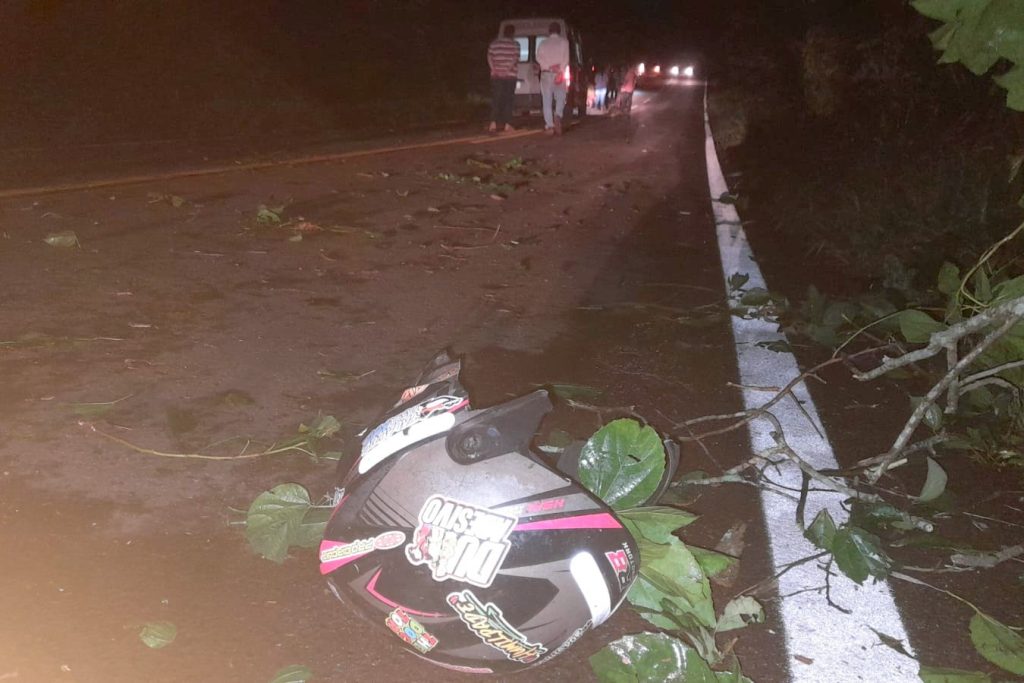 Jovem motociclista perde a vida em trágico acidente na PR-364