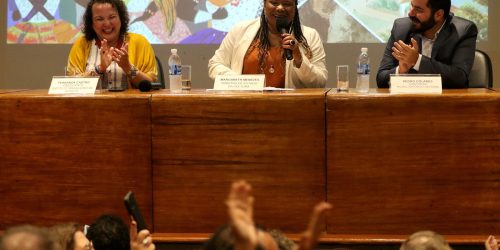 Imagem referente a Ministra celebra cultura brasileira em festa de 15 anos do Ibram