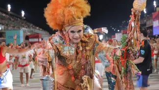 Ensaios técnicos levam emoção do público às escolas de samba do Rio