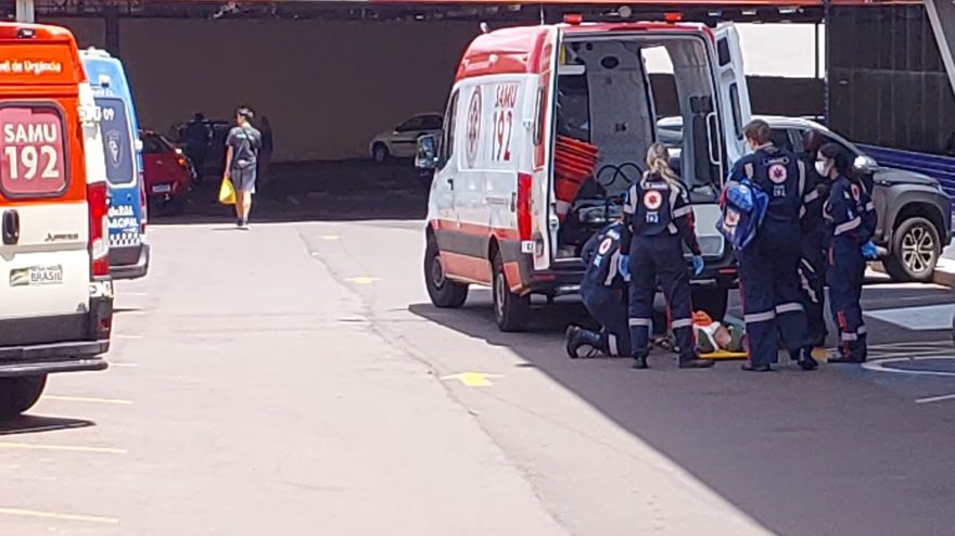 Grande efetivo é mobilizado para atender mulher em surto agressivo no bairro Neva
