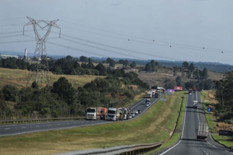 Terça-feira é último dia de desconto de 6% no IPVA para veículos com final de placa 9 e 0