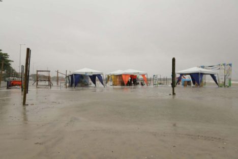 Chuva altera programação esportiva e cultural do Verão Maior Paraná no Litoral
