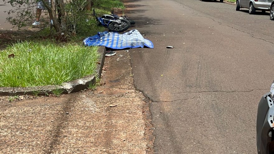 Motociclista morre ao se envolver em grave acidente em Foz do Iguaçu