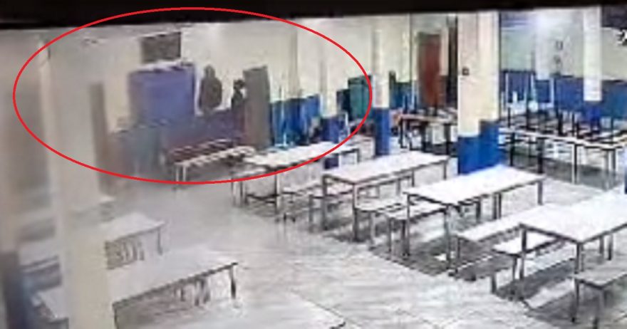 Dupla furta televisão em colégio estadual do Floresta