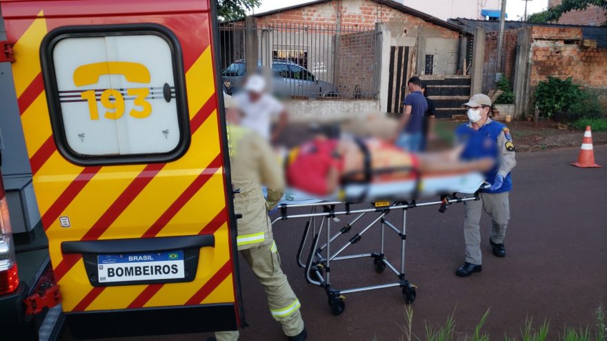 Adolescente fica em estado grave após atropelar cachorro no Cascavel Velho