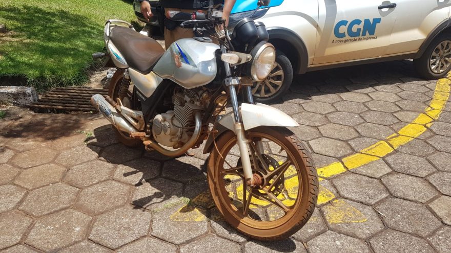 PRE apreende motocicleta com adulteração na rodovia PR-180
