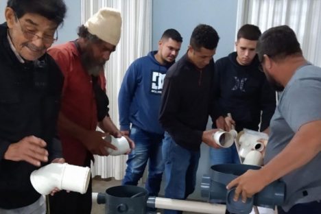 Com expansão da rede de esgoto em Arapongas, Sanepar oferta curso para encanadores