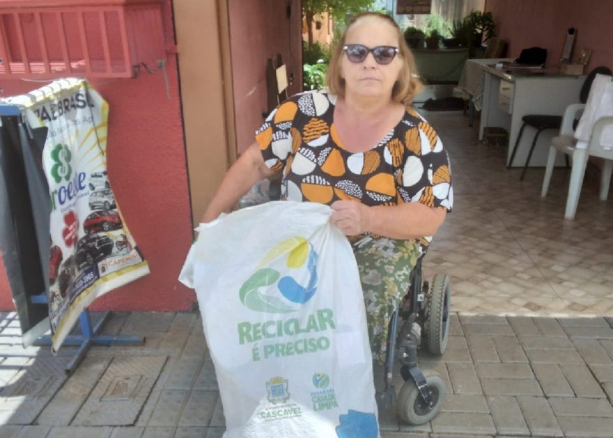 Moradora diz ter sido maltratada por coletores de recicláveis de Cascavel