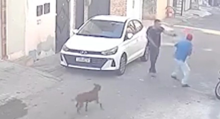 Homens se matam com a mesma arma durante briga na rua