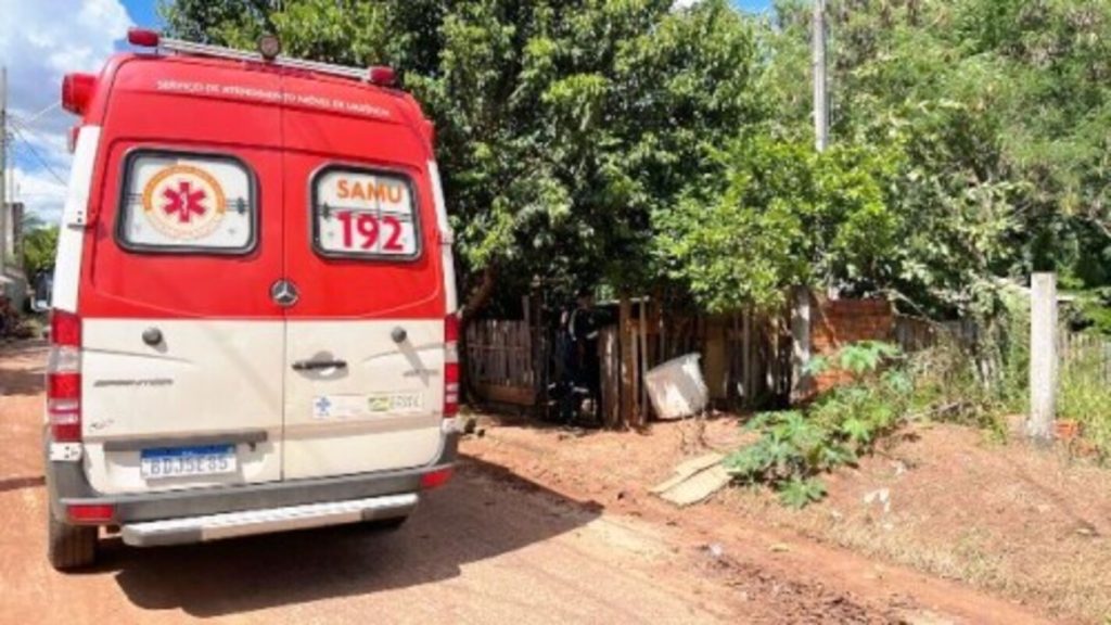 Mulher é encontrada morta dentro da residência com facada no peito em Goioerê