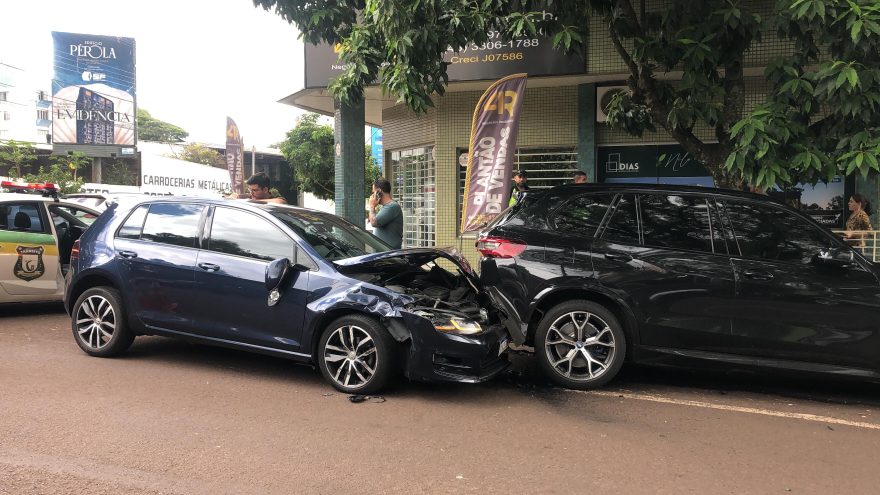 Strike: Colisão envolvendo cinco veículos ocorre no Centro