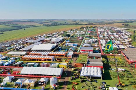 Estado incentiva adesão dos produtores a energias renováveis no Show Rural 2024