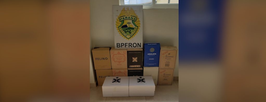 Operação policial descobre 14 caixas de vinho sem trâmites aduaneiros em Santo Antônio do Sudoeste