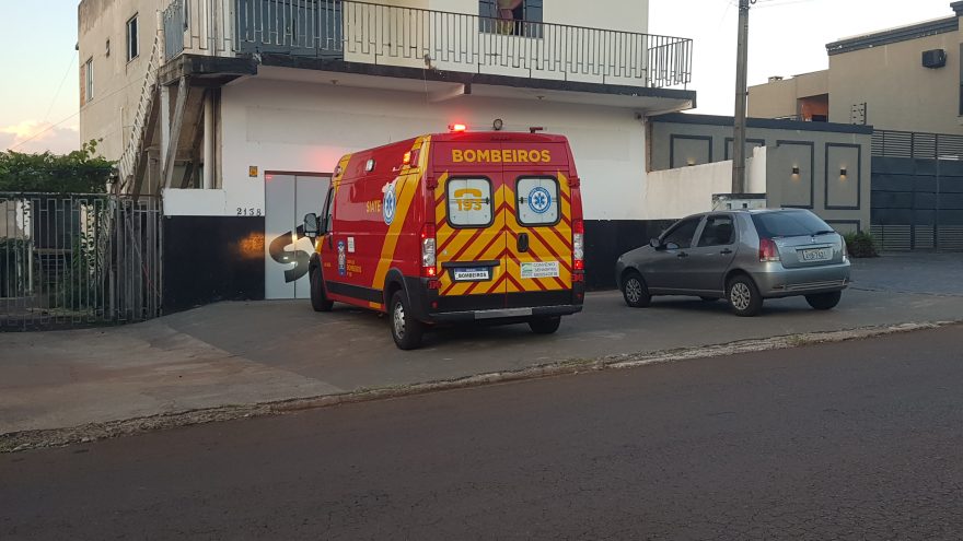 Idoso sofre queda em bar no Alvorada e é socorrido pelo Siate