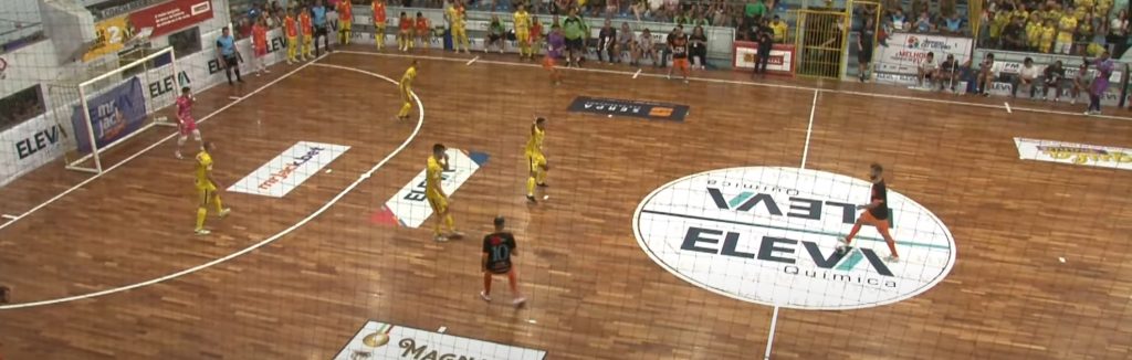 Cascavel Futsal/Cachorrões avança para as semifinais do Torneio de Verão de Indaial