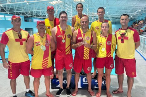 Troféu Elite premia campeões em provas de salvamento aquático, no Litoral