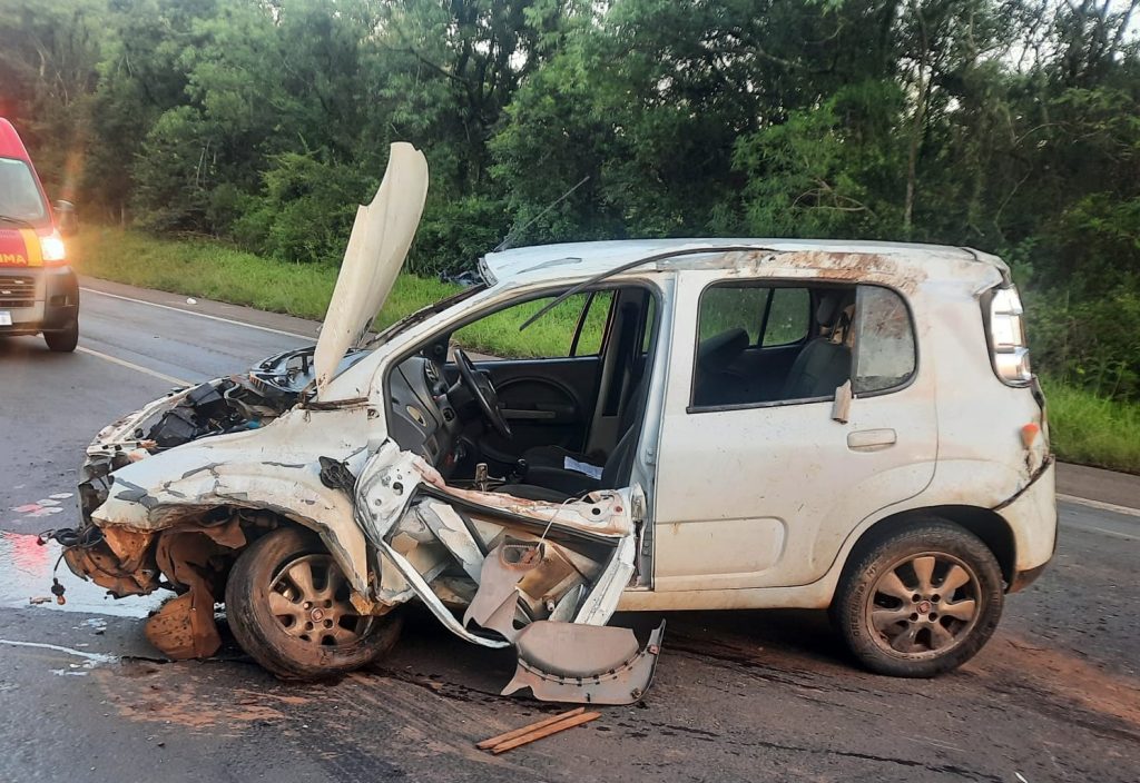 Homem de 27 anos morre em capotamento na PRC-280, em Palmas Homem de 27 anos morre em capotamento na PRC-280, em Palmas