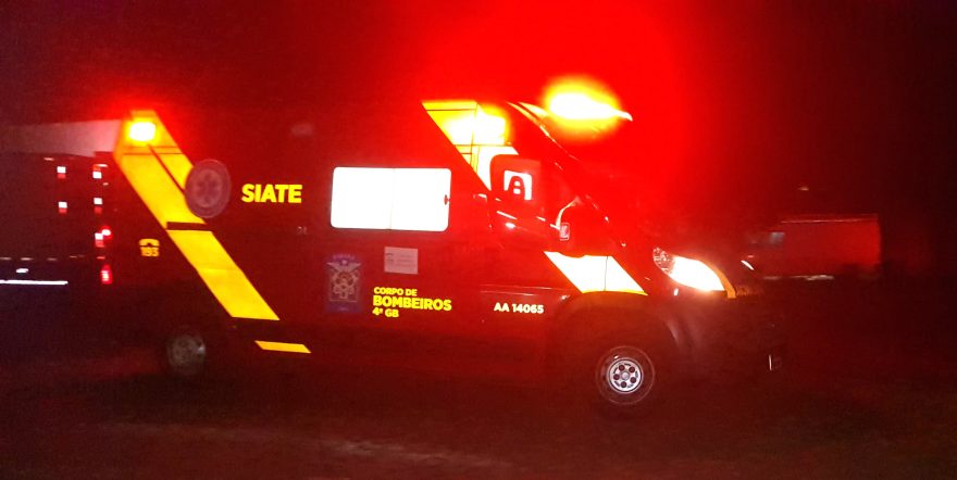 Homem fica ferido ao cair em buraco de troca de óleo na BR-277
