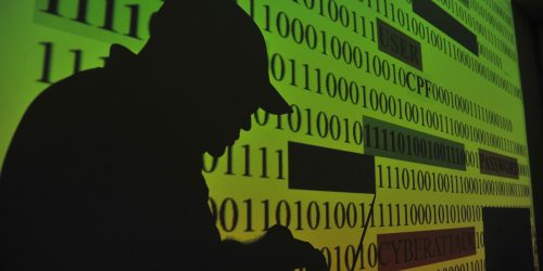 Inteligência artificial tem impulsionado imagens de abuso na internet Imagem referente a Inteligência artificial tem impulsionado imagens de abuso na internet