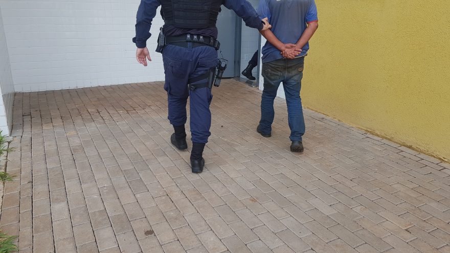Foragido da Justiça é preso no Universitário