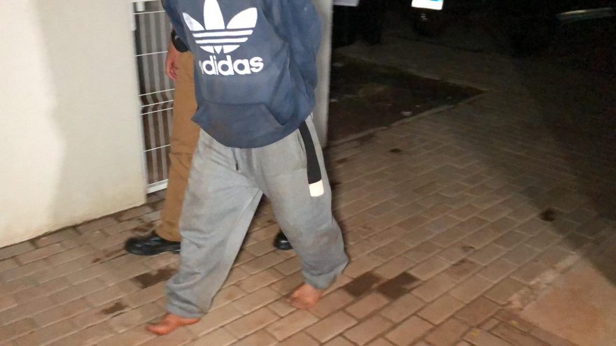 Morador de Anahy encontra invasor dentro de casa; suspeito é preso