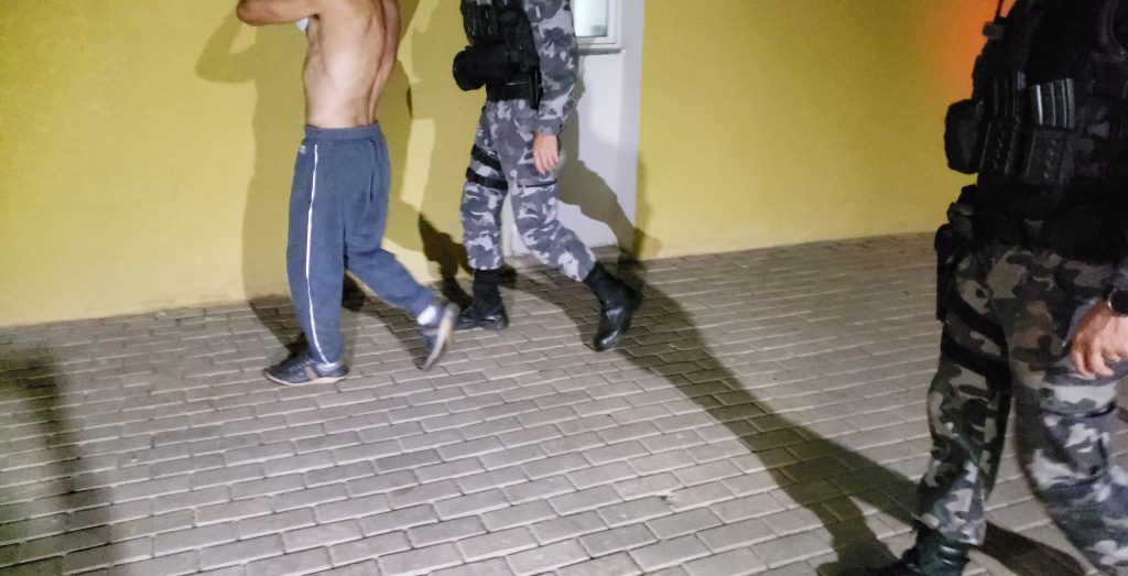 Homem é detido com motocicleta adulterada no Conjunto Riviera Homem é detido com motocicleta adulterada no Conjunto Riviera