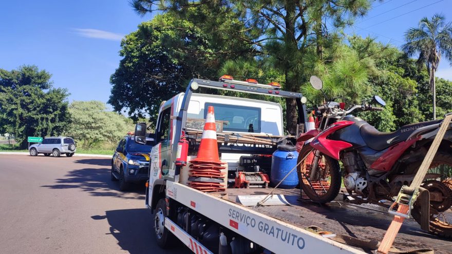 Motociclista de Ibema fica ferido em acidente BR-277 em Cascavel