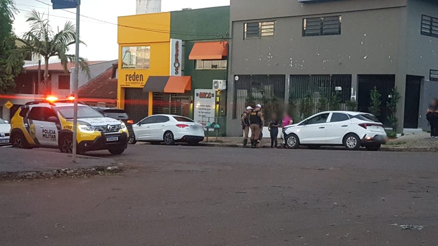 Acidente entre Fiesta e HB20 é registrado na Rua Manaus
