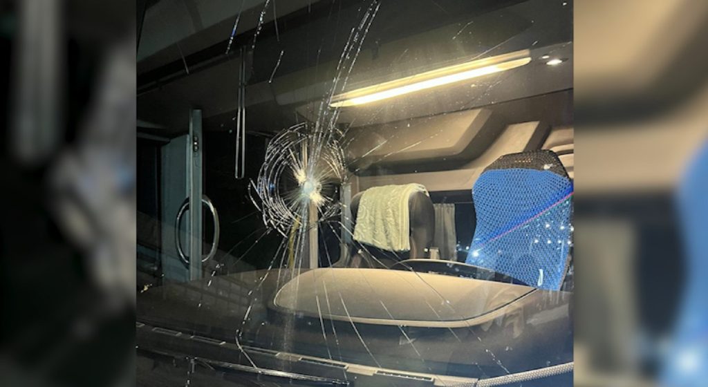 Ônibus interestadual é abordado a tiros durante assalto na rodovia BR-369 em Cascavel