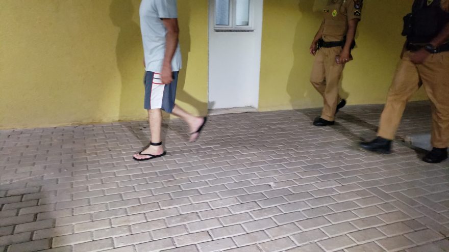 Acusado de bater na mãe e na filha é detido no Santa Cruz