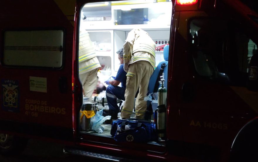 Homem é baleado dentro do carro em tentativa de homicídio no Pacaembu