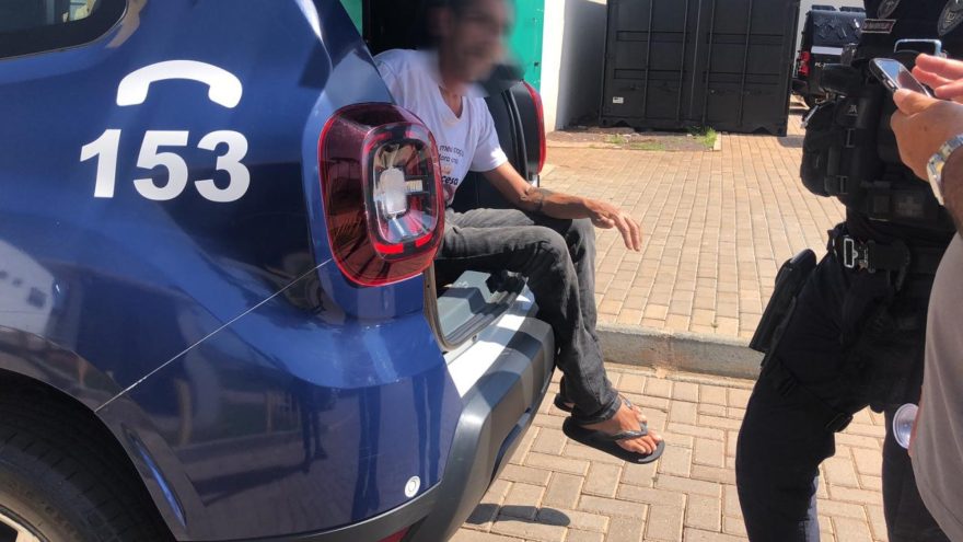 Com mandado de prisão em aberto, homem é detido no Bairro Cataratas