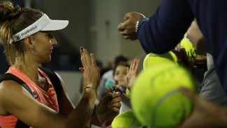 Bia Haddad cai nas simples do WTA 500 de Abu Dhabi