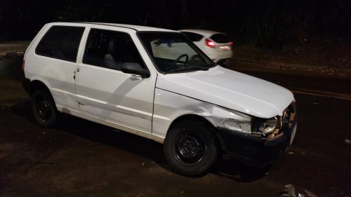 Acidente entre carros deixa criança ferida no Bairro XIV de Novembro Imagem referente a Acidente entre carros deixa criança ferida no Bairro XIV de Novembro