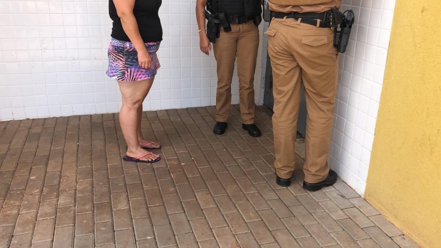 Mulher é presa após furtar produtos em supermercado da região norte