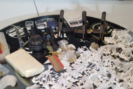 PCPR prende integrantes de grupo criminoso que entregava drogas com serviço de delivery