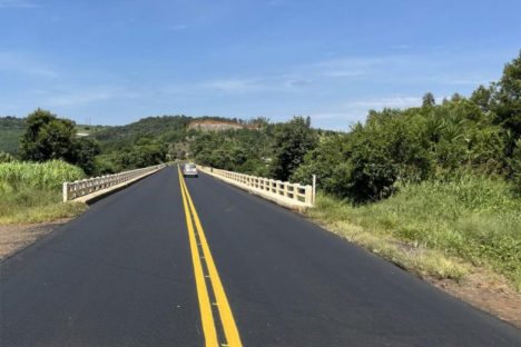 Ponte do Rio Jordão em Guarapuava tem pavimento revitalizado pelo DER/PR