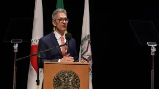 STF dá cinco dias para Zema explicar dispensa de vacinação nas escolas