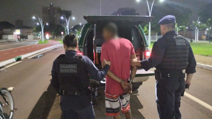 Procurado pelo crime de roubo é detido pela GM no Centro