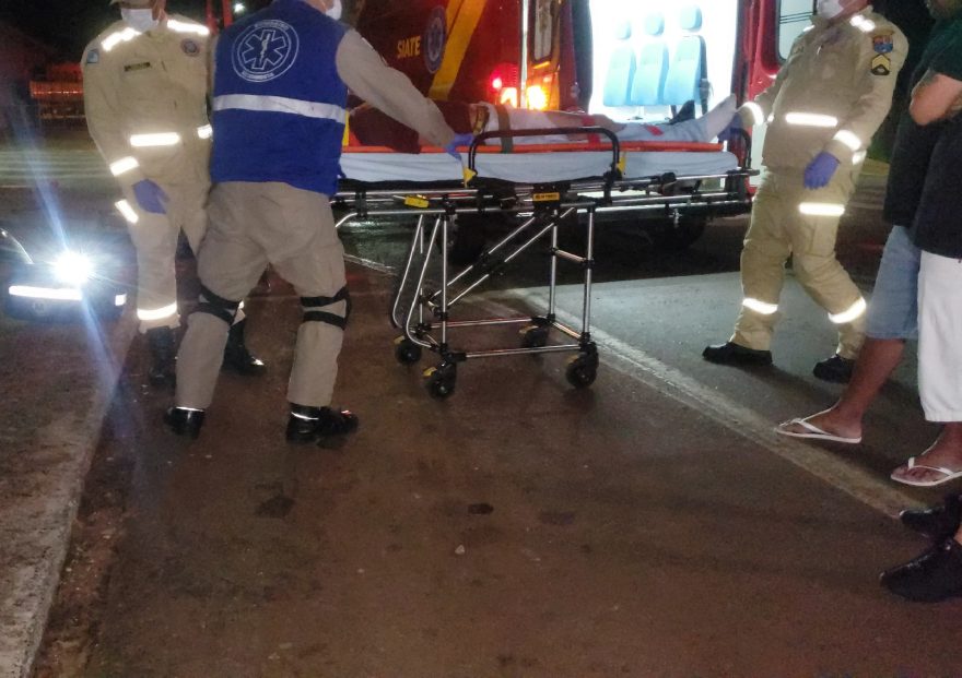 Entregador fica ferido ao se envolver em acidente de trânsito na Avenida das Pombas