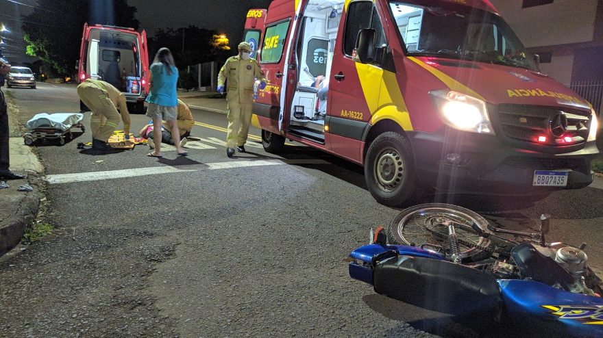 Colisão entre moto e carro deixa casal motociclista ferido no Nova Cidade