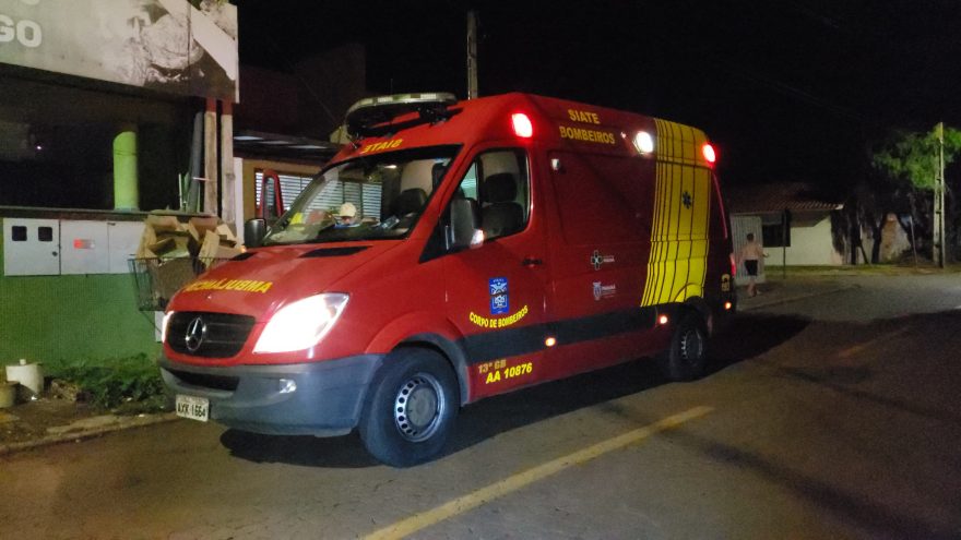 Adolescente é atropelado por carro no Santa Felicidade