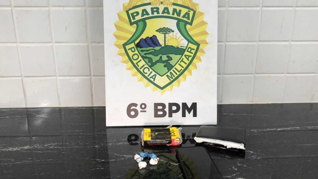 Motociclista é detido com buchas de cocaína no Jardim Clarito