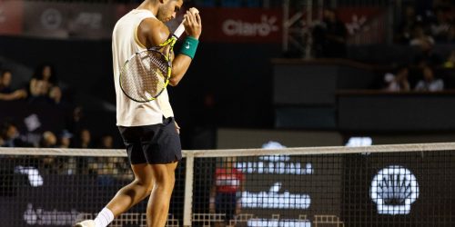 Imagem referente a Rio Open tem dia marcado por lesão do espanhol Carlos Alcaraz