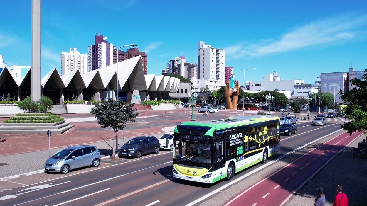 Transporte coletivo irá operar em escala de domingo nos feriados de Sexta-feira Santa e Tiradentes